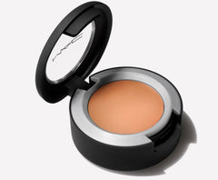 MAC POWDER KISS SOFT MATTE EYE SHADOW