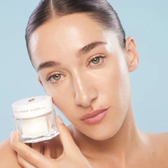 CHARLOTTE TILBURY MAGIC WATER CREAM SET
LIMITED EDITION SKINCARE KIT